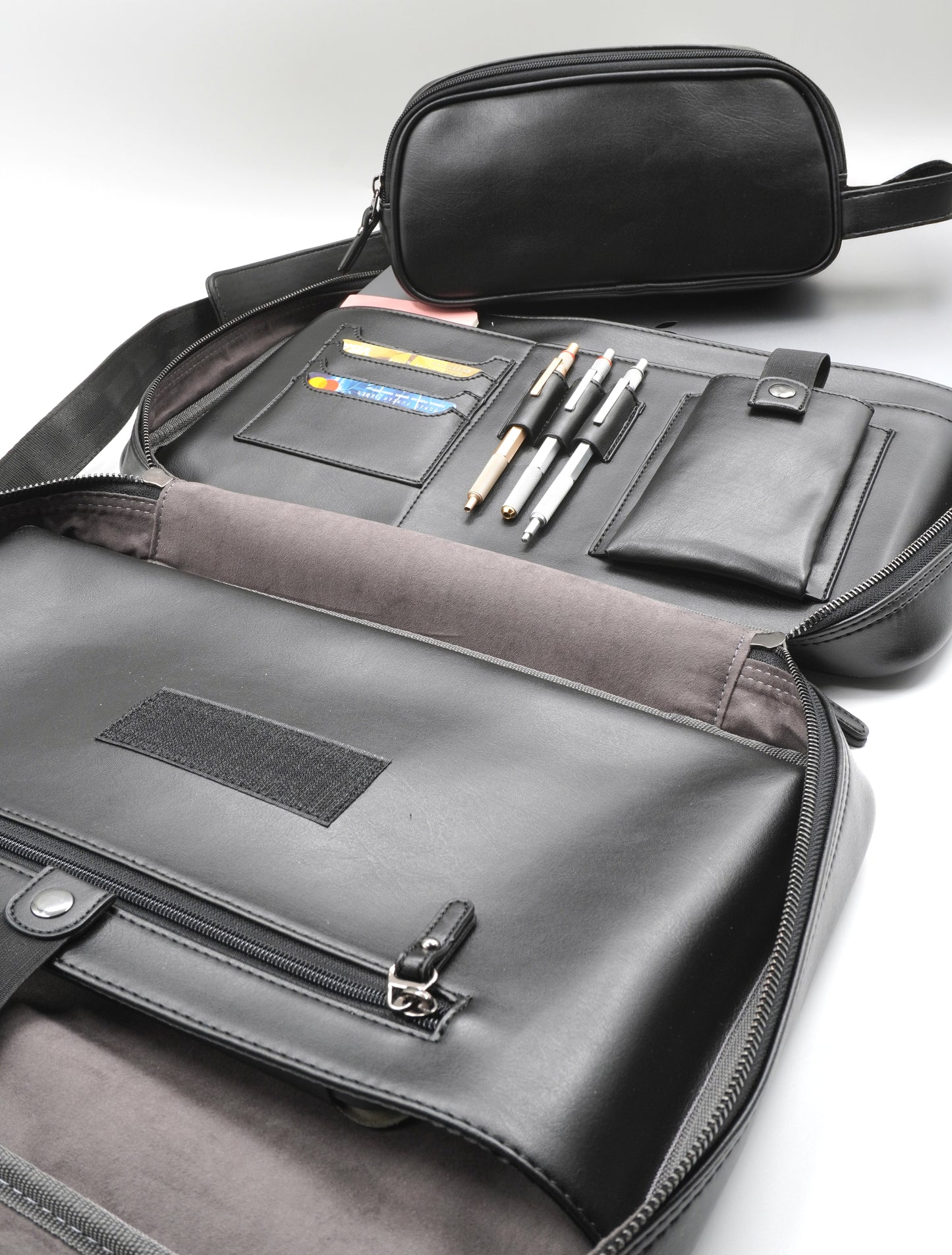 16 inç Askılı Laptop Organizer & Evrak Çantası - Siyah